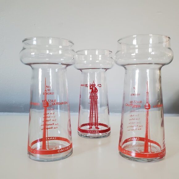 CN Tower Vintage Souvenir Glasses - Set of 3 - Picture 2 of 2